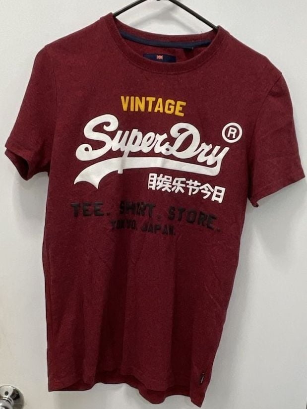 Superdry T-Shirt Size M Red Vintage Logo Graphic Tee 2