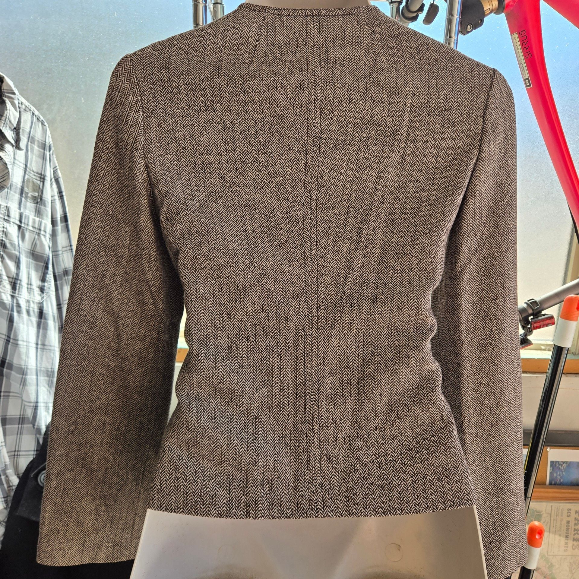 Product thumbnail 4