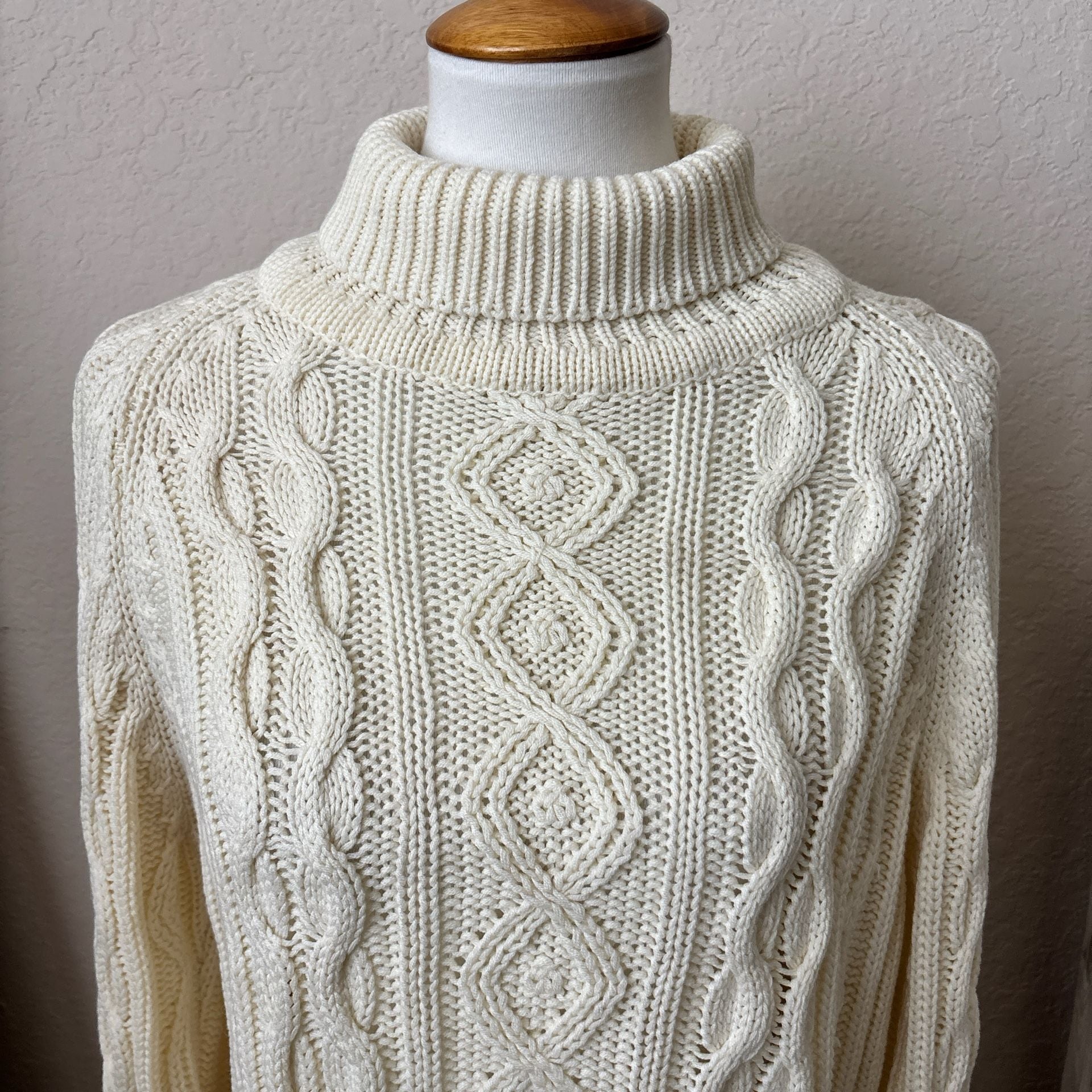 Kings Road Cable Knit Turtleneck Fisherman Sweater Beige Vintage Grandmacore M 3
