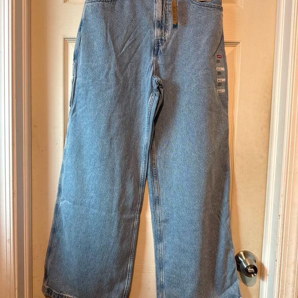 NWT Levi's Cinch Baggy Jeans Size 28 Blue Denim High Rise Wide Leg