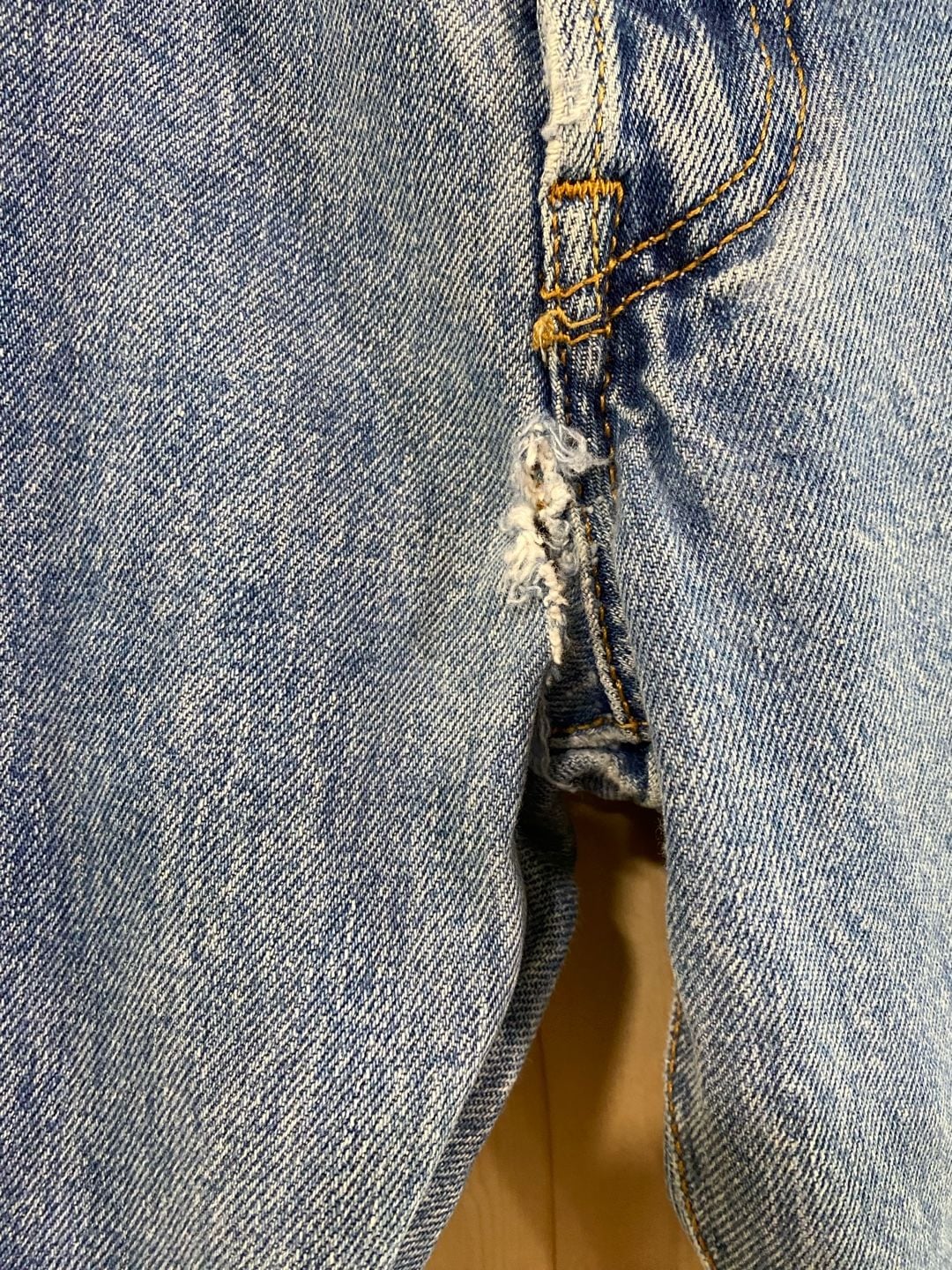 Levi's 501 Size 34x34 Blue Denim Button Fly Distressed Jeans 5