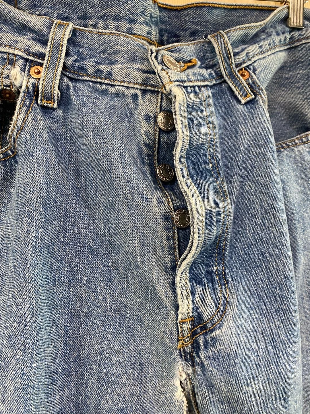 Levi's 501 Size 34x34 Blue Denim Button Fly Distressed Jeans 13