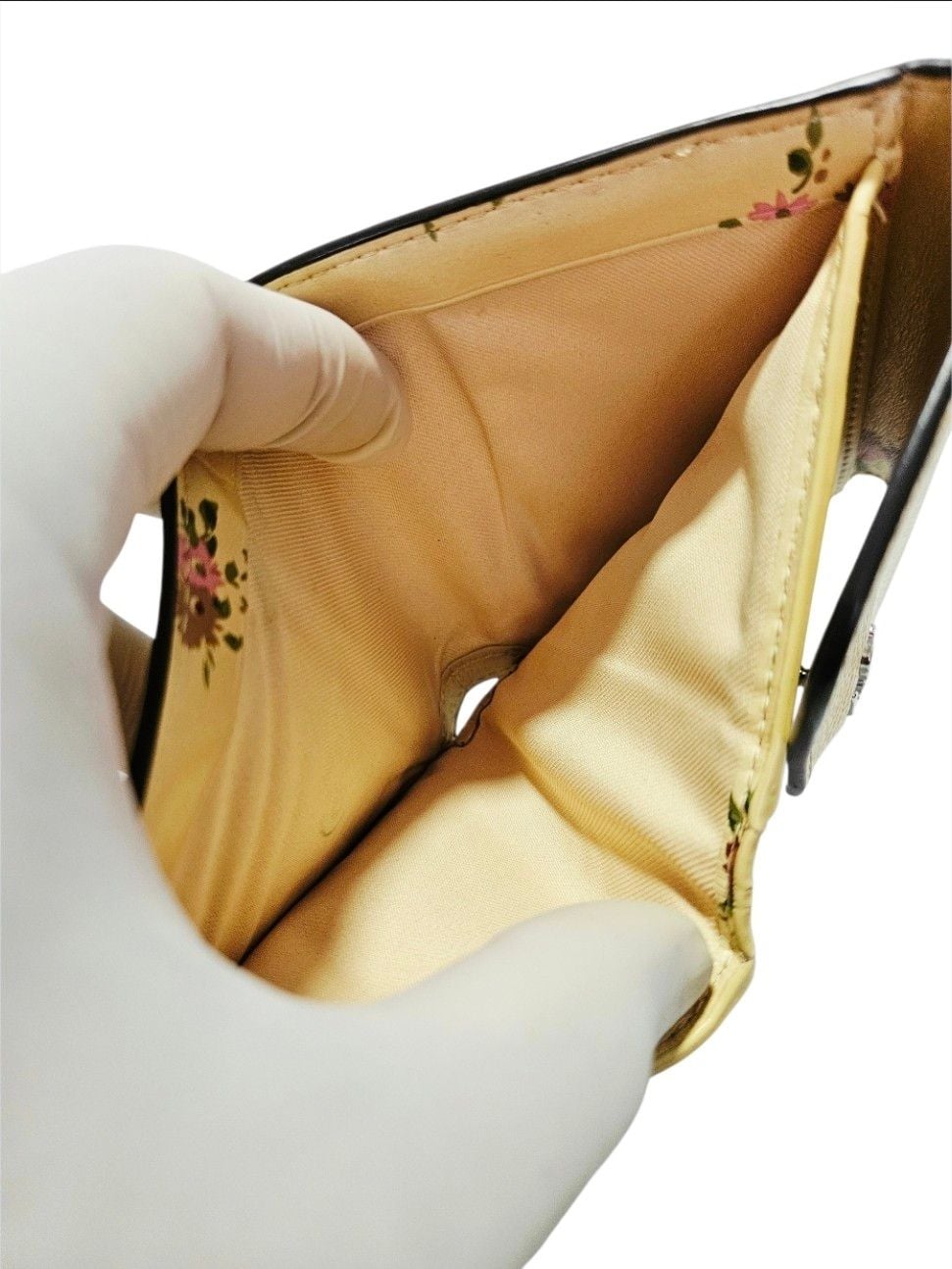 Coach Snap Wallet Retro Yellow Floral Leather Trifold F29930 4