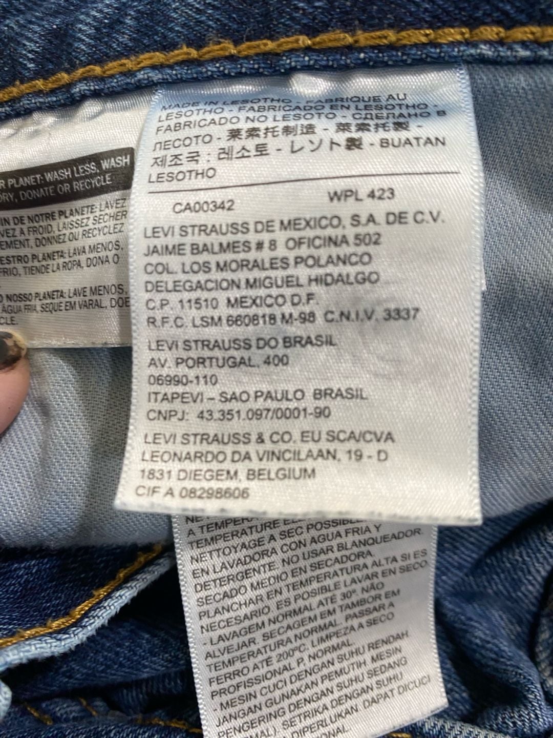 Levi's 550 Relaxed Fit Jeans Size 40x30 Blue Denim 11