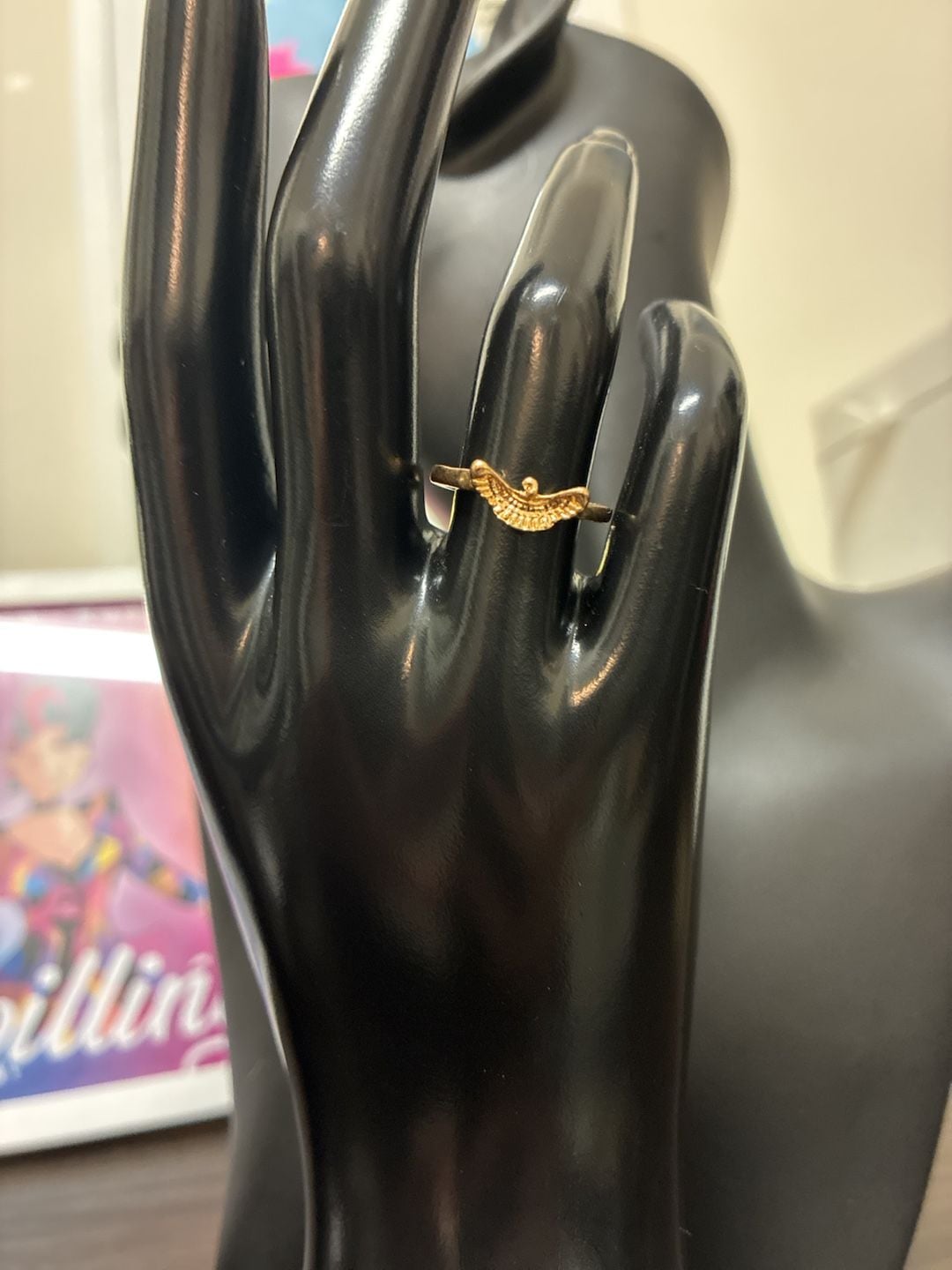 Vintage 1970s Egyptian Revival Winged Goddess Gold Tone Ring 1