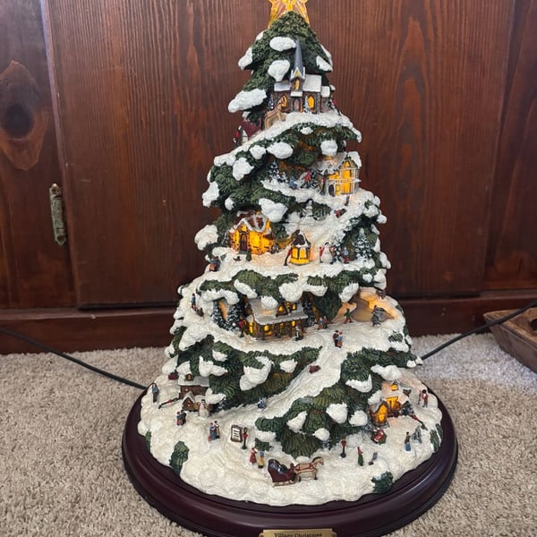 2004 Bradford Exchange Thomas Kinkade "Village Christmas" Illuminated Tree