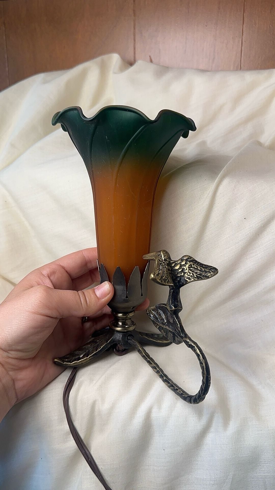 Beacon Hill Art Nouveau Hummingbird Accent Lamp Amber Green Shade 5