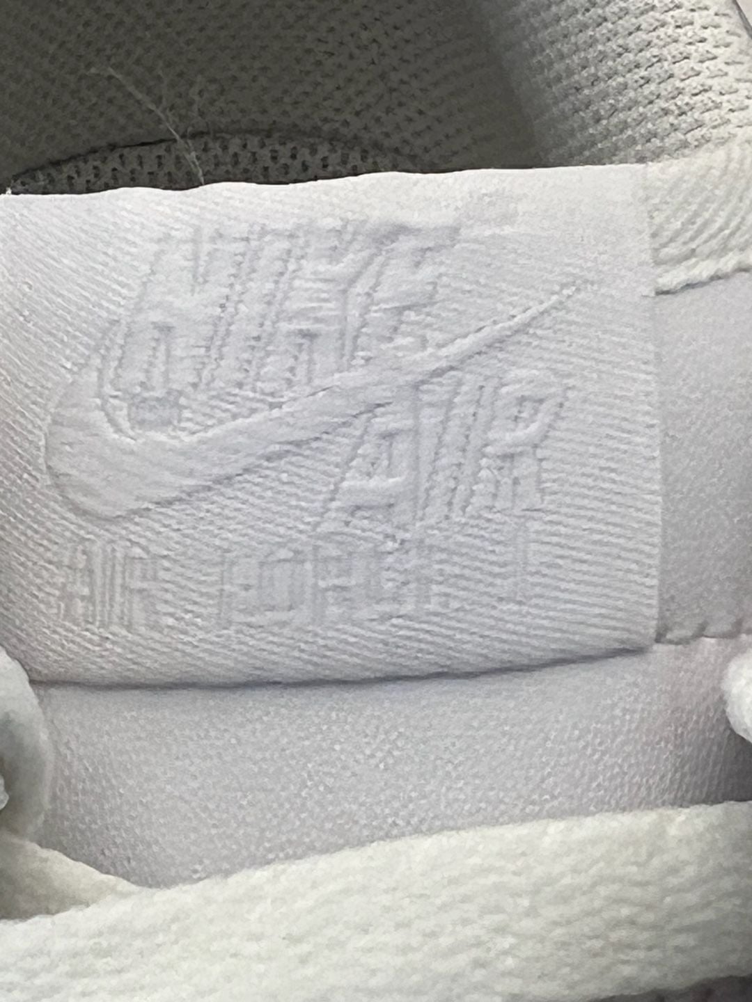 Nike Air Force 1 ‘07 Low Triple White Men’s Size 11.5 CW2288-111 15
