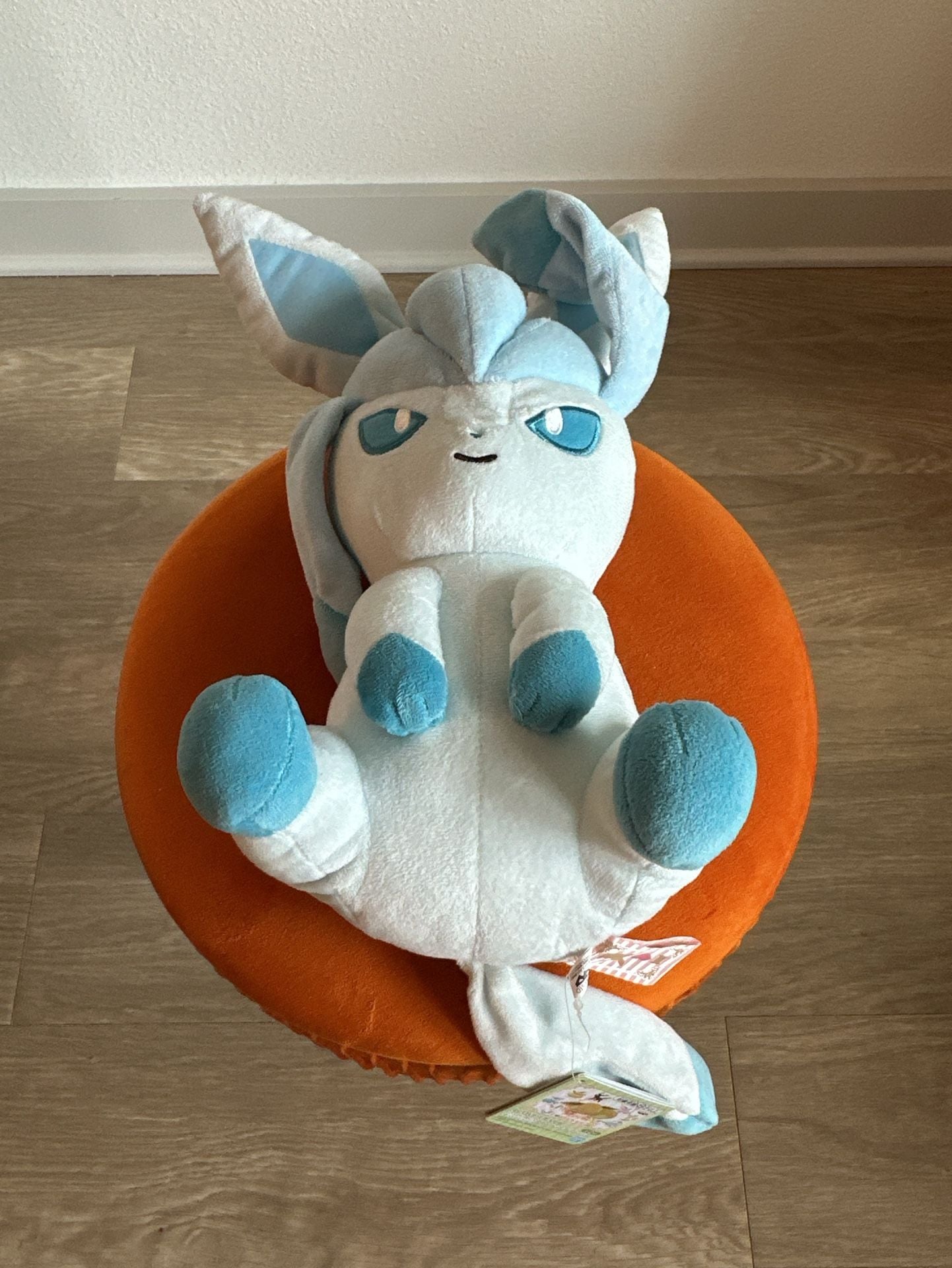 Banpresto Pokemon I Love Eevee Glaceon Plush Toy 1