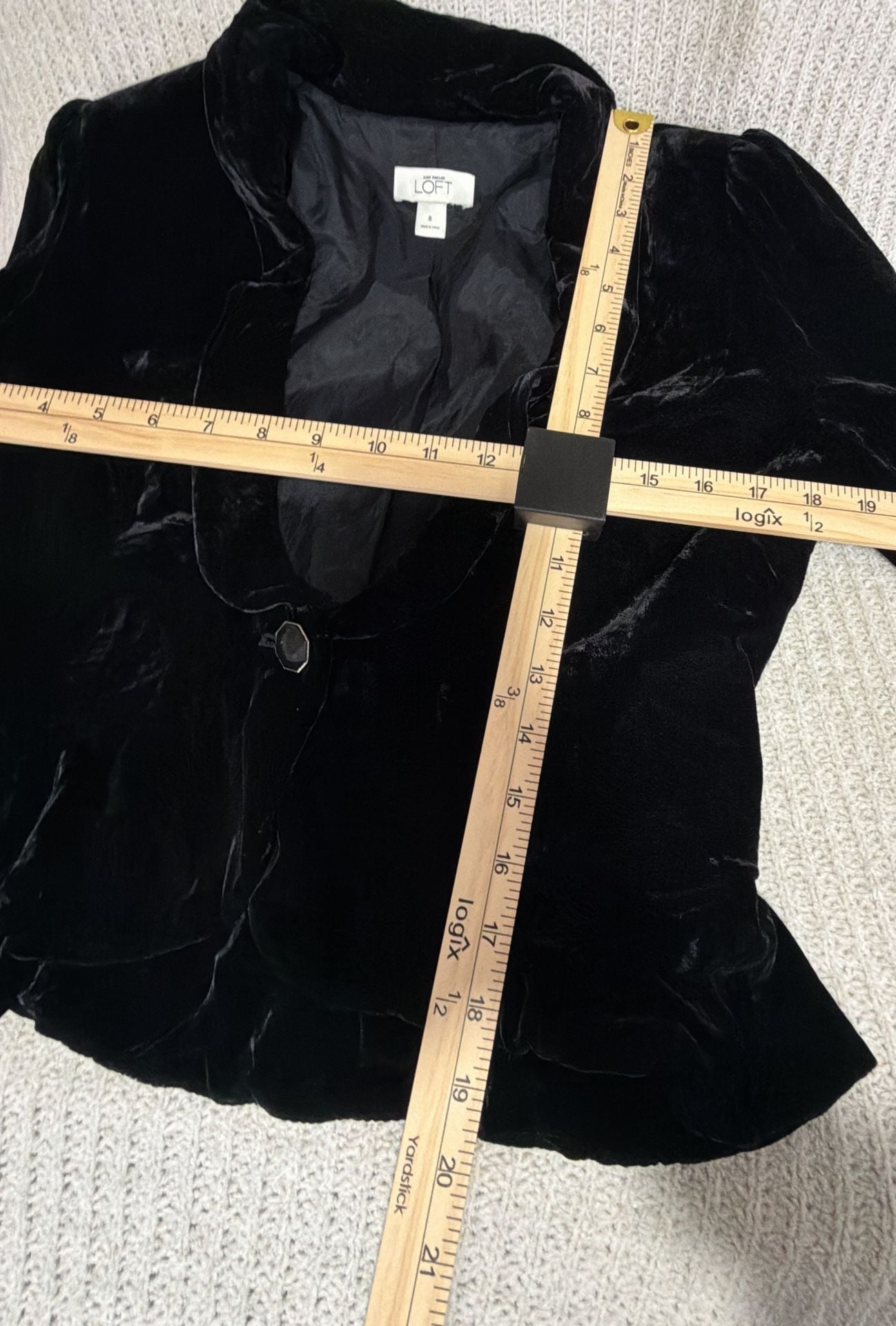 Ann Taylor LOFT Velvet Blazer Size 8 Black Shawl Collar Gem Button Silk 7