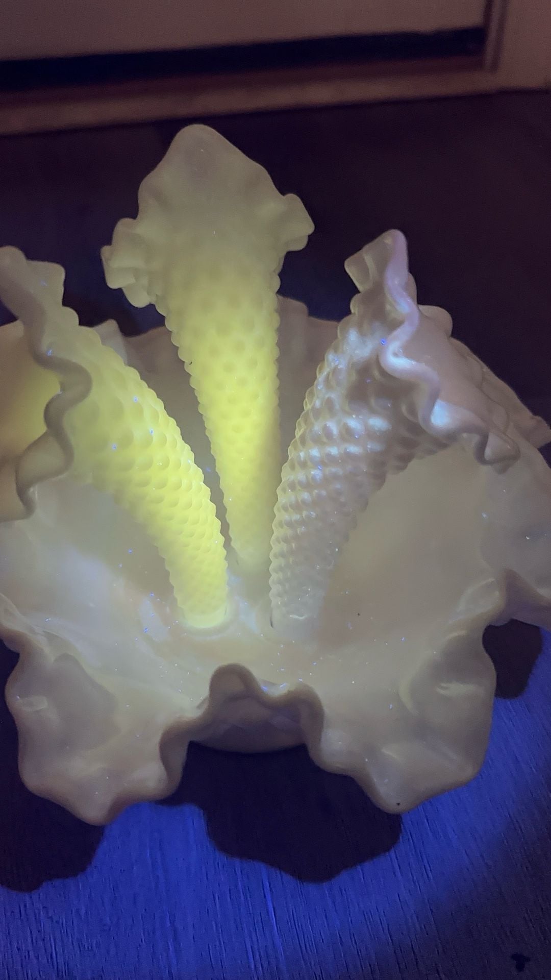Fenton Hobnail Milk Glass 3-Horn Epergne Vase Centerpiece 6