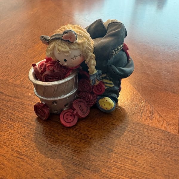 Enesco Cute As A Button Bobbin For Buttons Figurine