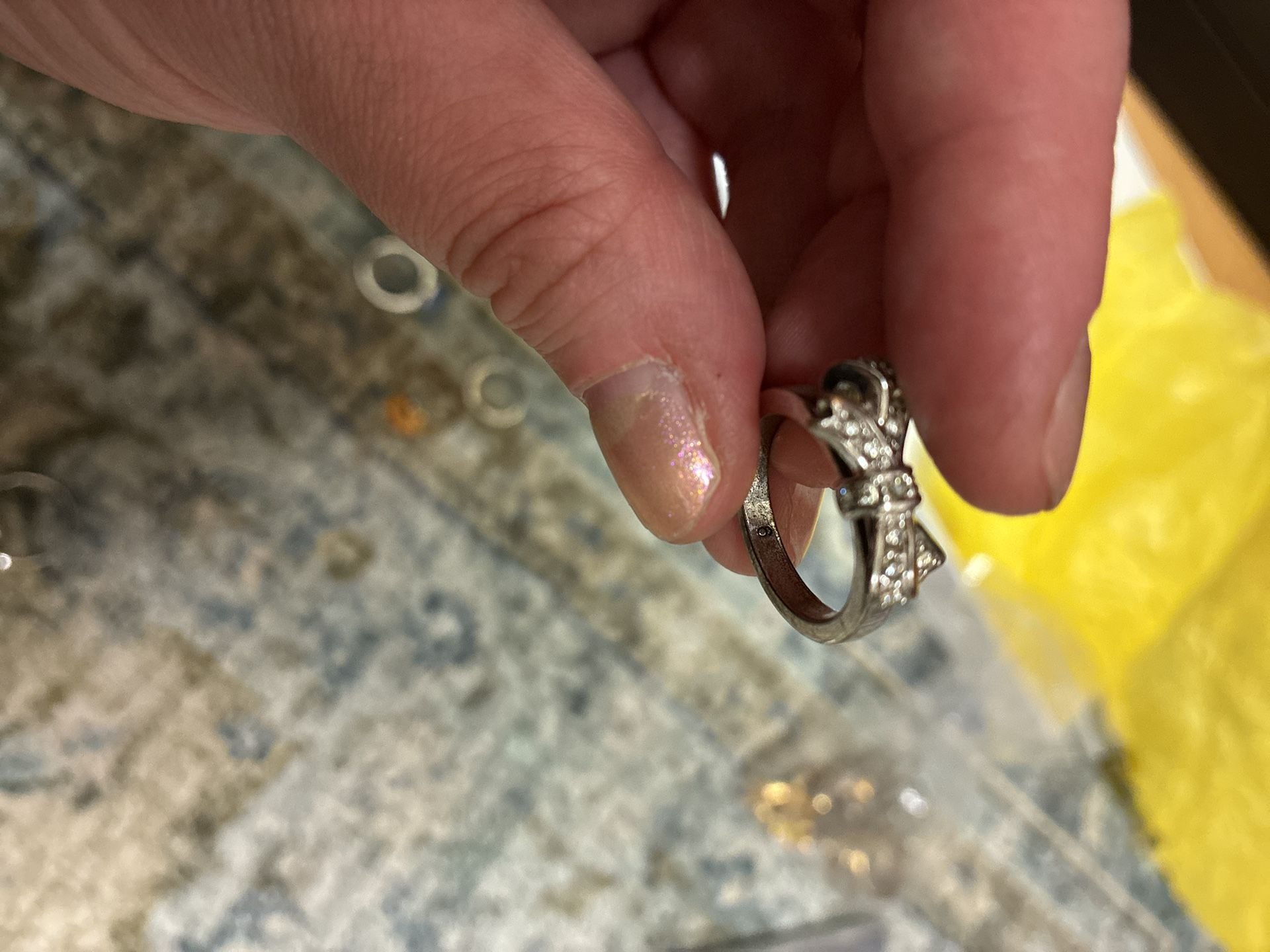 Juicy Couture Y2K Crystal Bow Silver Tone Ring 5
