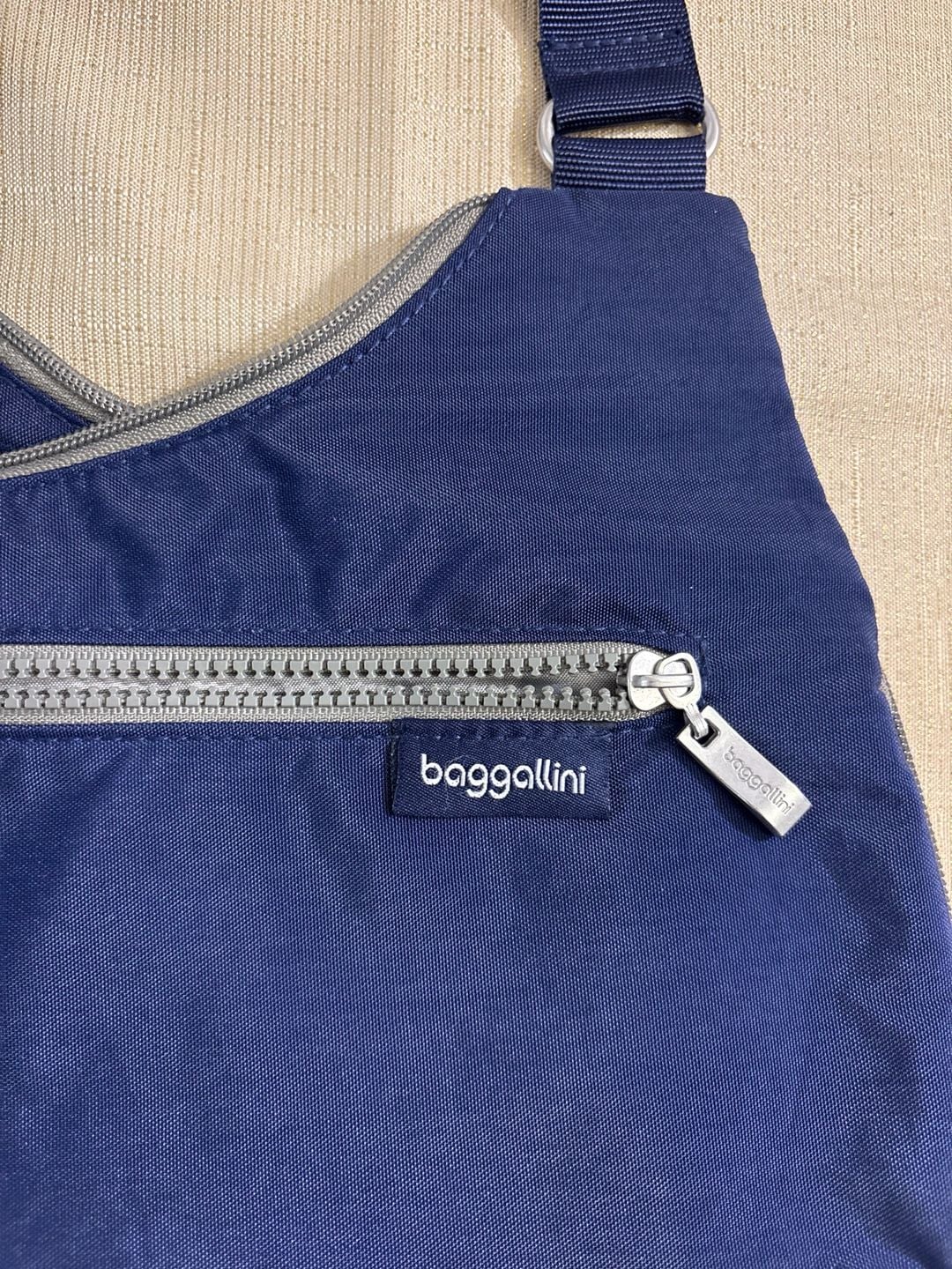 Baggallini Nylon Crossbody Bag Blue 3