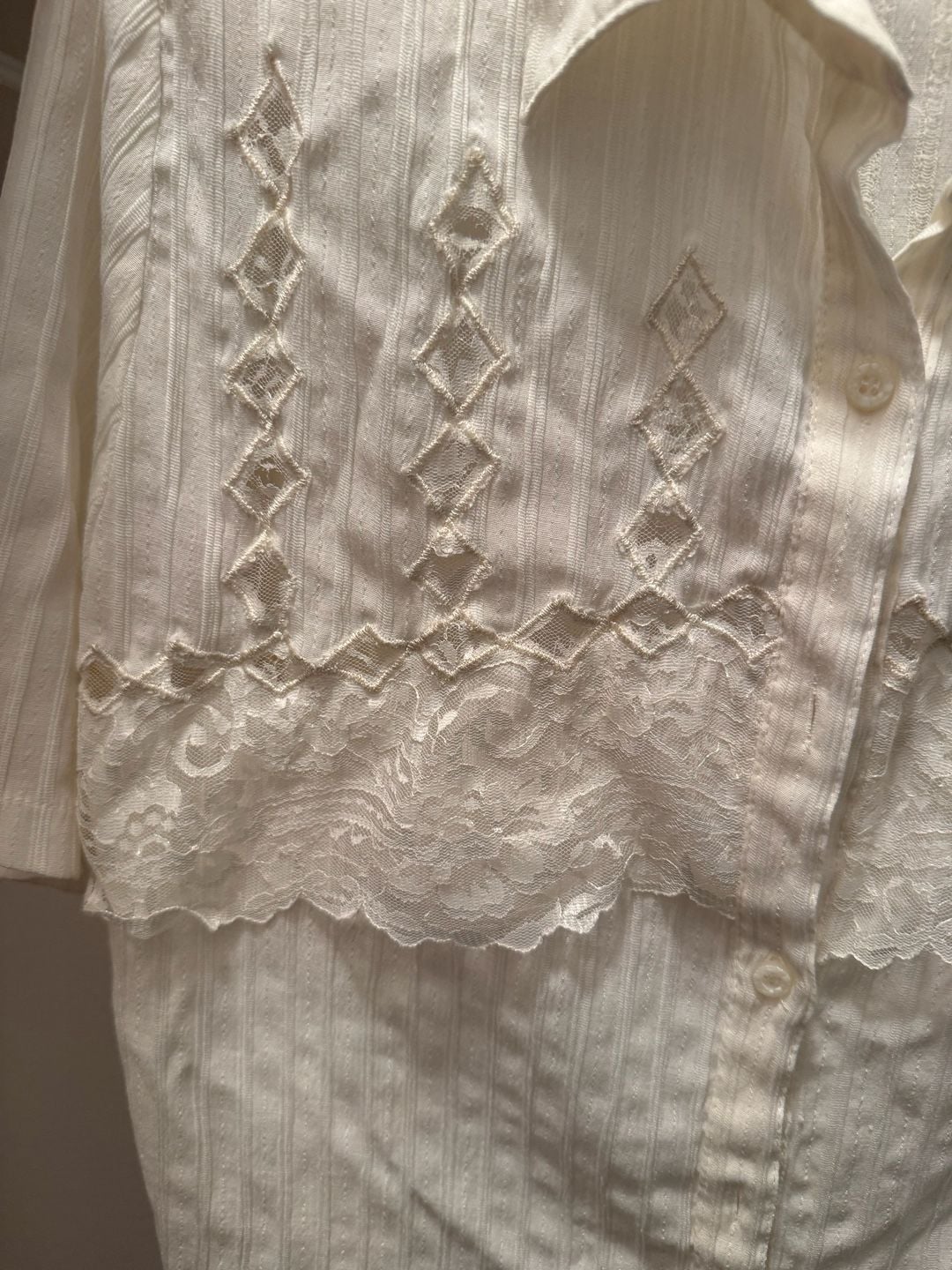 Mirta Rob Blouse Size 4 White Lace Embroidered 3