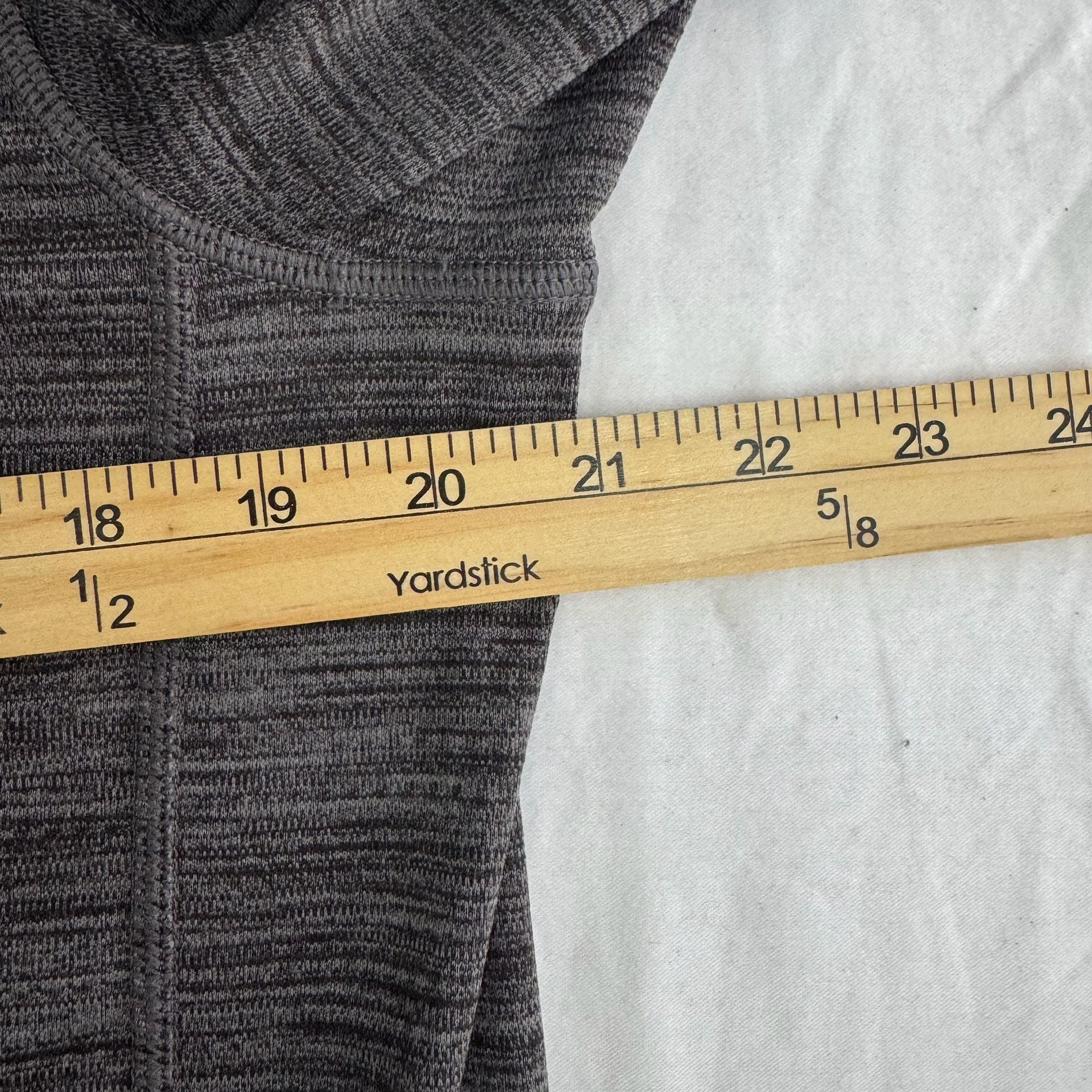Vineyard Vines Performance Hoodie Size mens M Gray 7