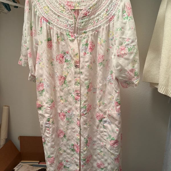 Fundamentals Vintage Quilted Floral Nightgown House Dress