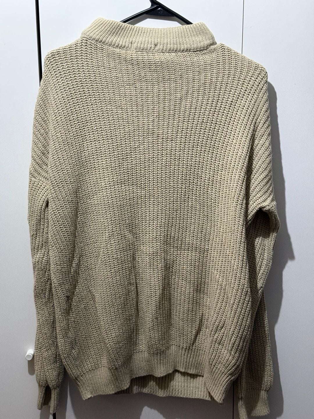 PrettyLittleThing V-Neck Chunky Knit Sweater Beige 7