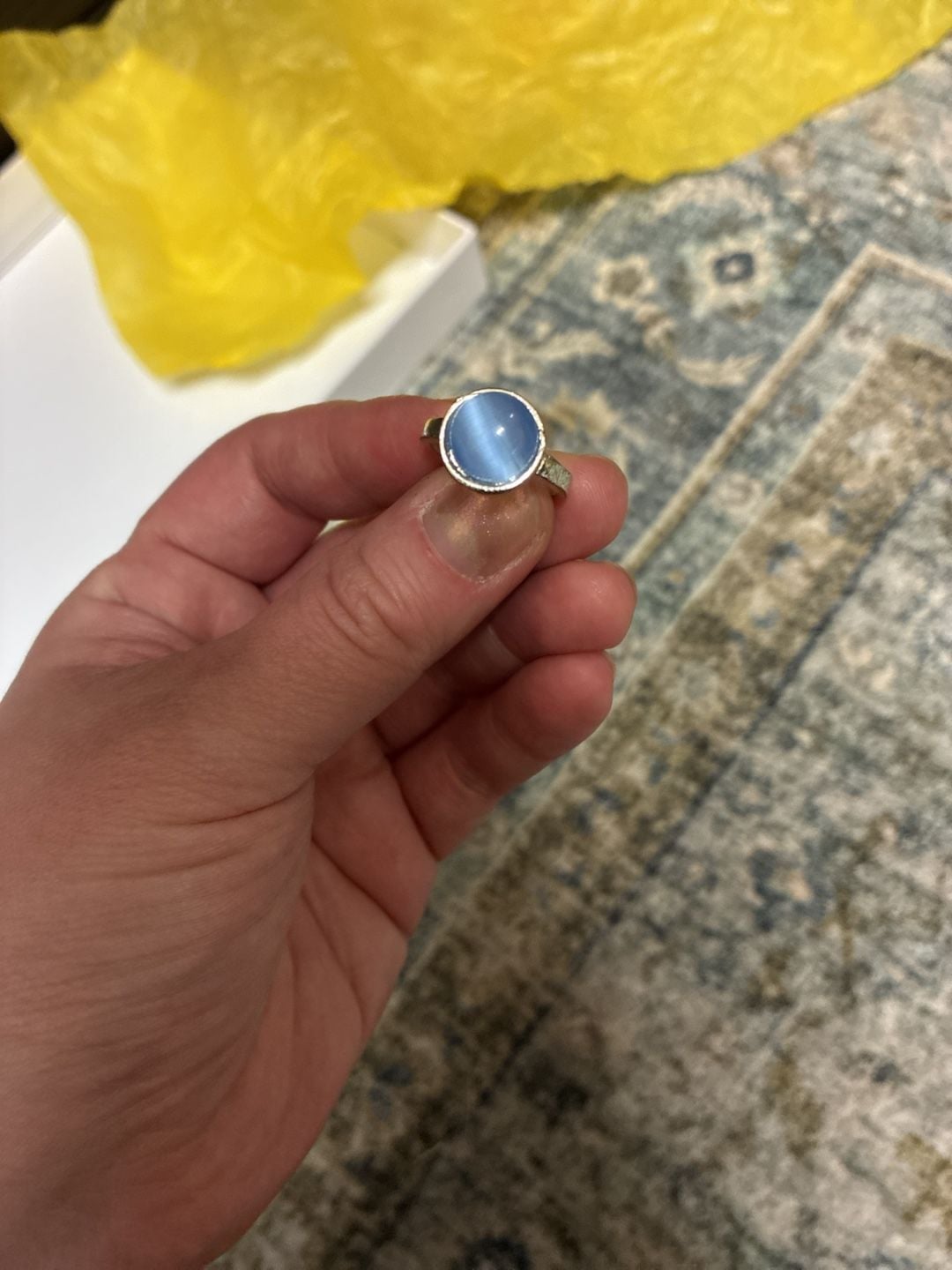 Vintage 1980s Blue Cat's Eye Cabochon Sterling Silver Ring 5