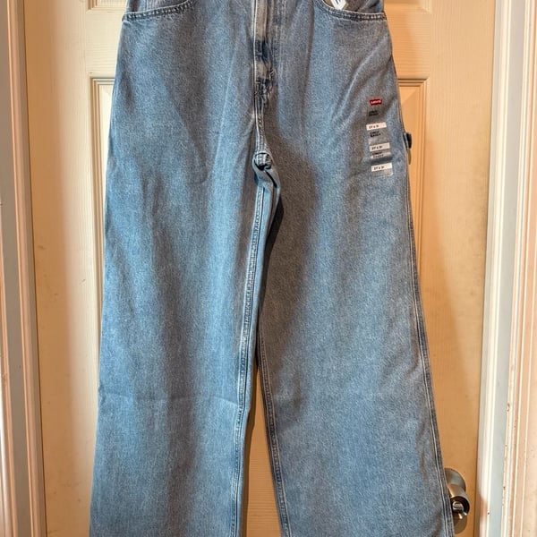 NWT Levi's Cinch Baggy Size 27x31 Light Wash Denim Carpenter Jeans