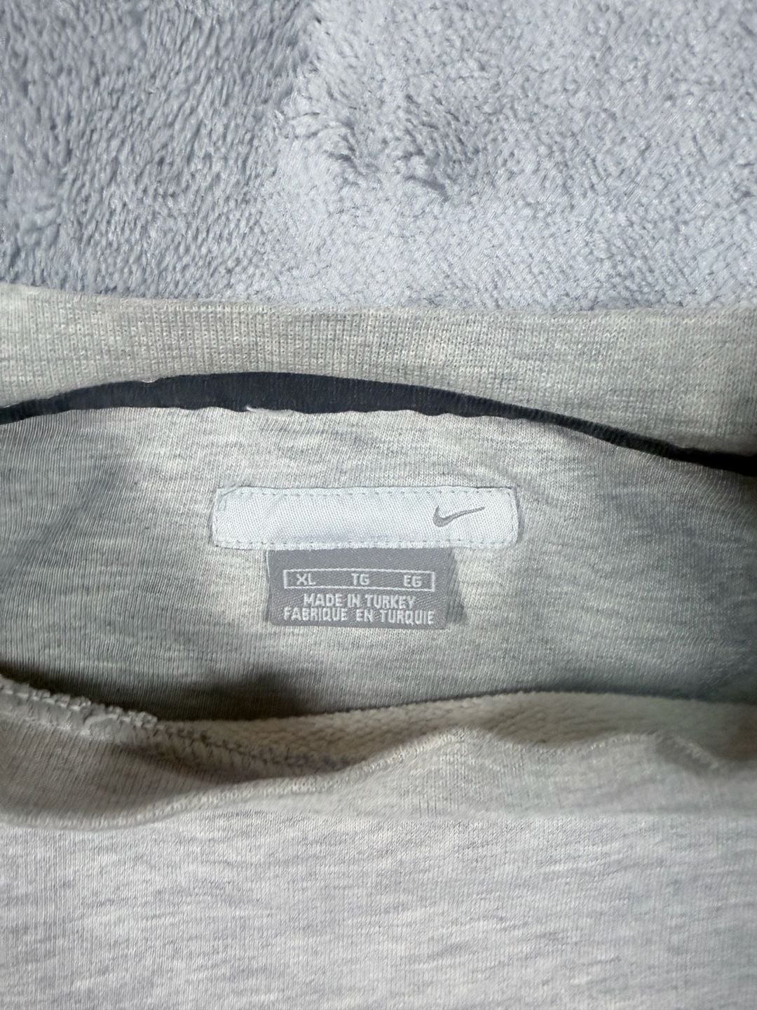 Nike Vintage Sweatshirt Size XL Gray Mini Swoosh Crewneck 4