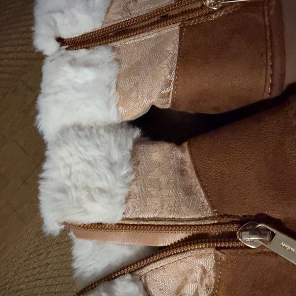 Michael Kors Boots Size 6 Brown Faux Fur Pom Pom Zip Booties