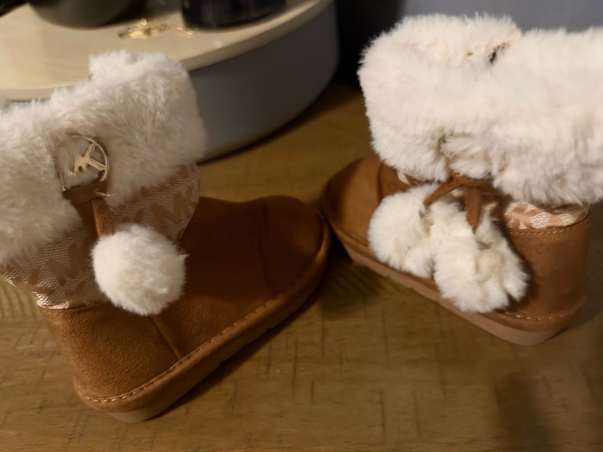 Product thumbnail 6