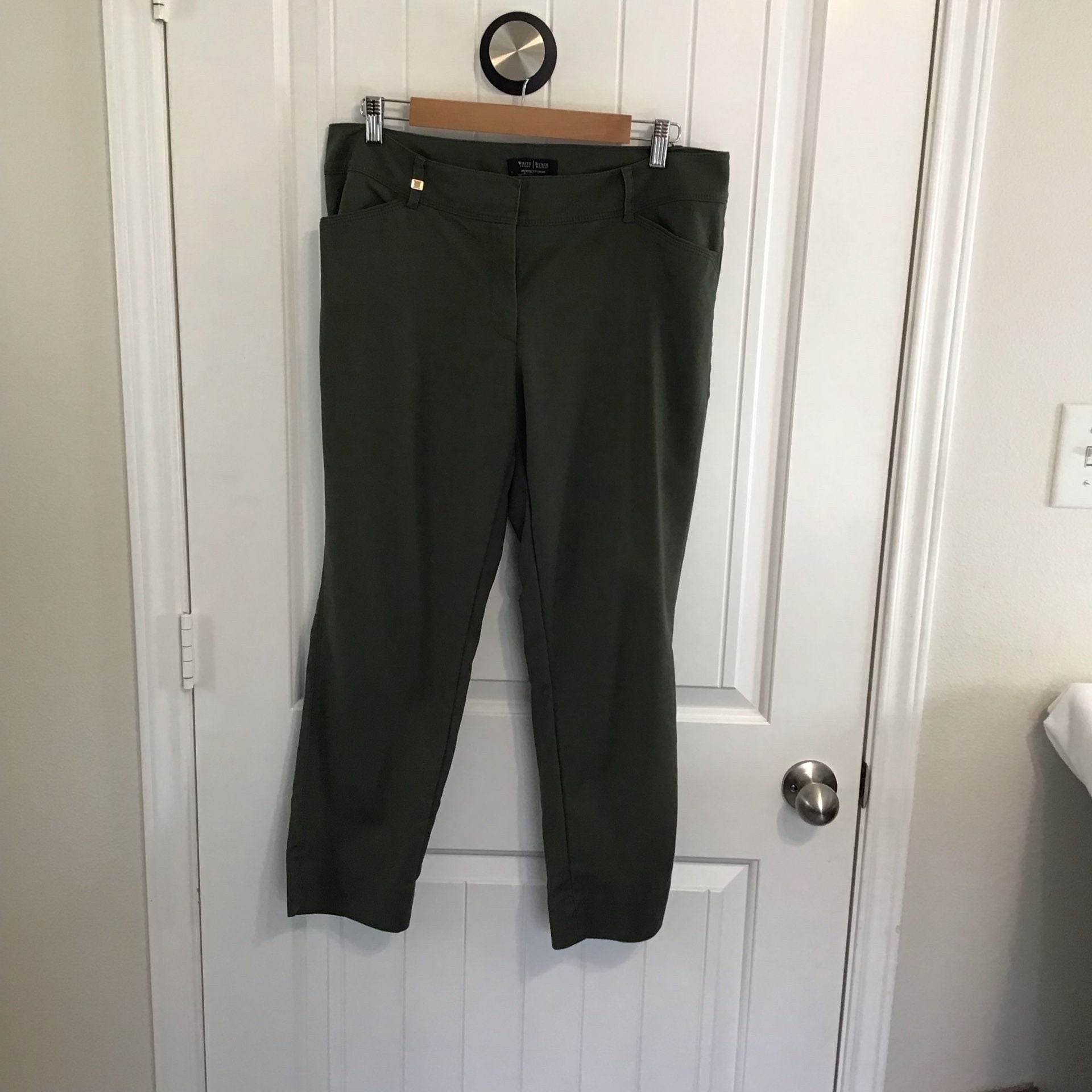 White House Black Market Slim Ankle Pants Size 12 Olive Green Office Travel 3
