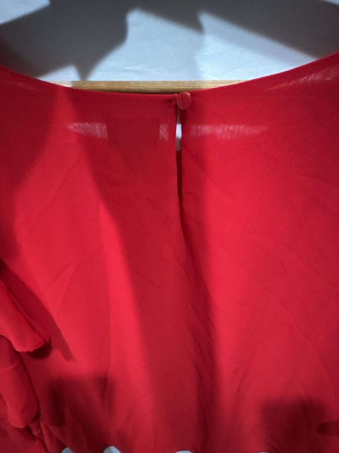 Worthington Blouse Size XL Red Chiffon Layered Ruffle Sleeve Top
E902 5