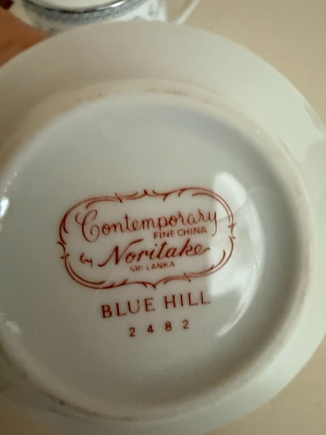 Contemporary by Noritake Blue Hill Sugar Bowl And Creamer Set 5