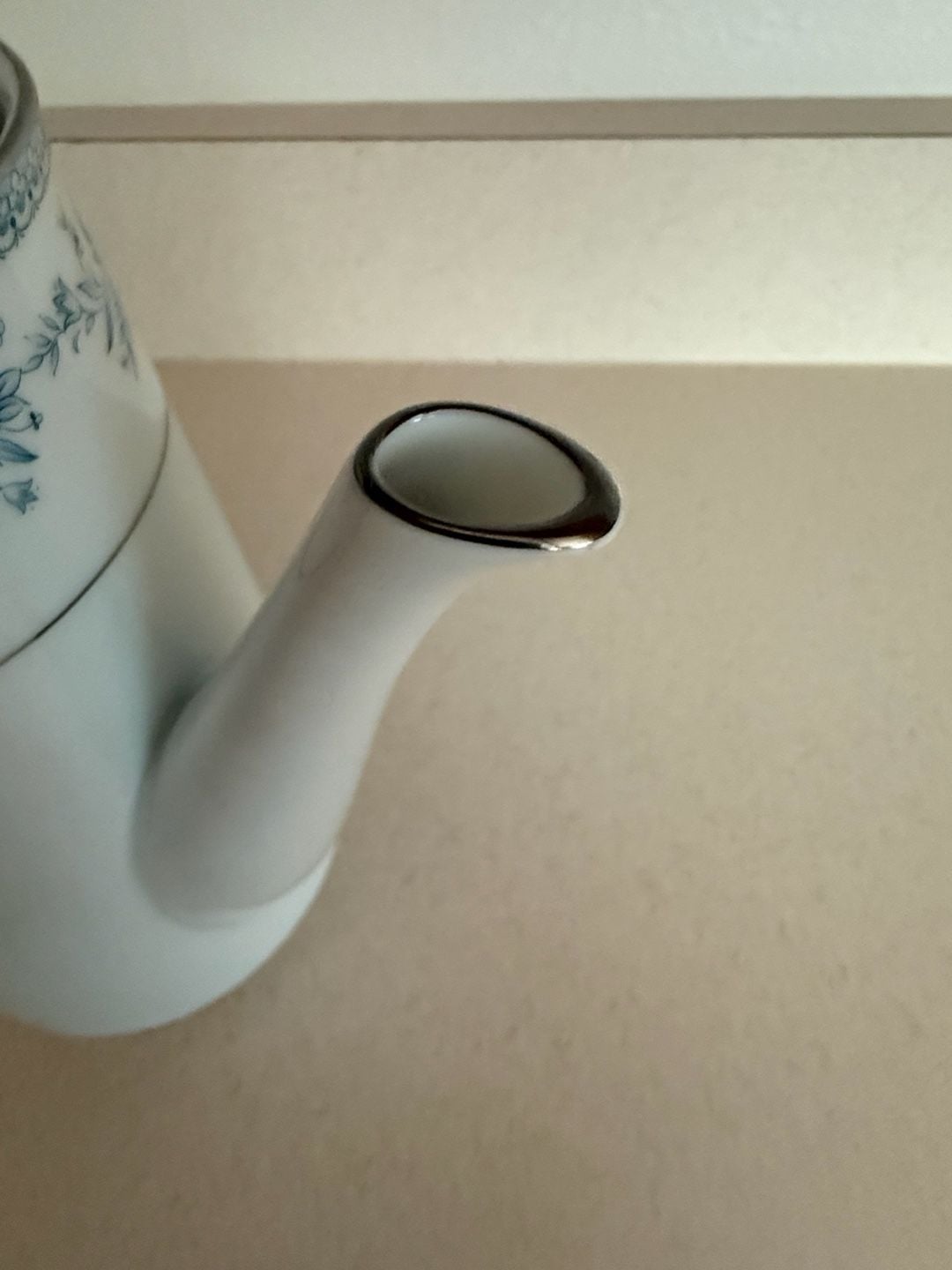 Noritake Blue Hill 2482 Coffee Pot 4