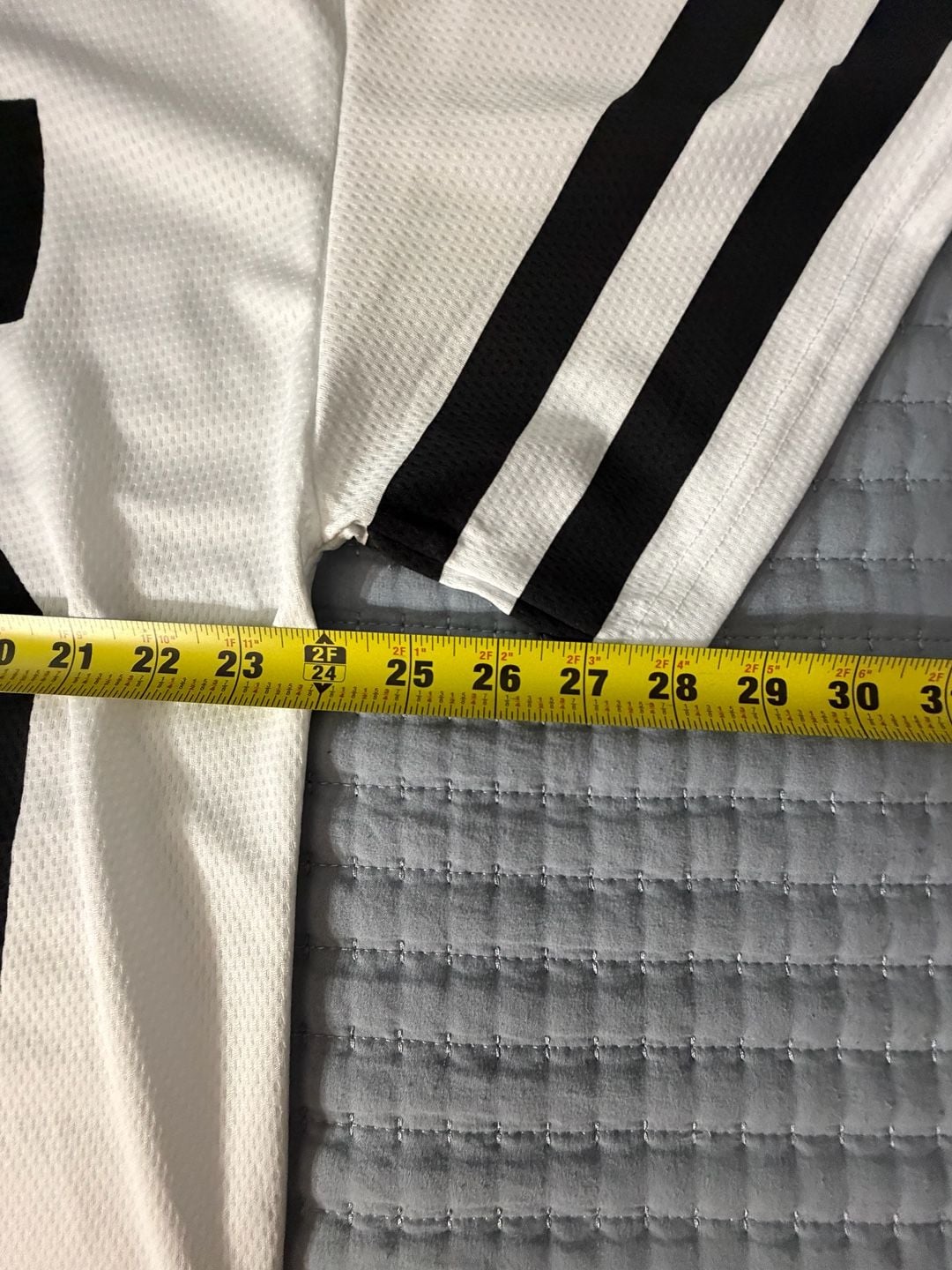 FUBU Brooklyn 05 Jersey Size L White Black Mesh V-Neck 7