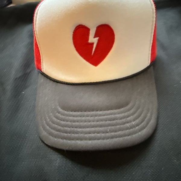 Warren Zeiders Trucker Hat Red White Broken Heart Snapback Signed