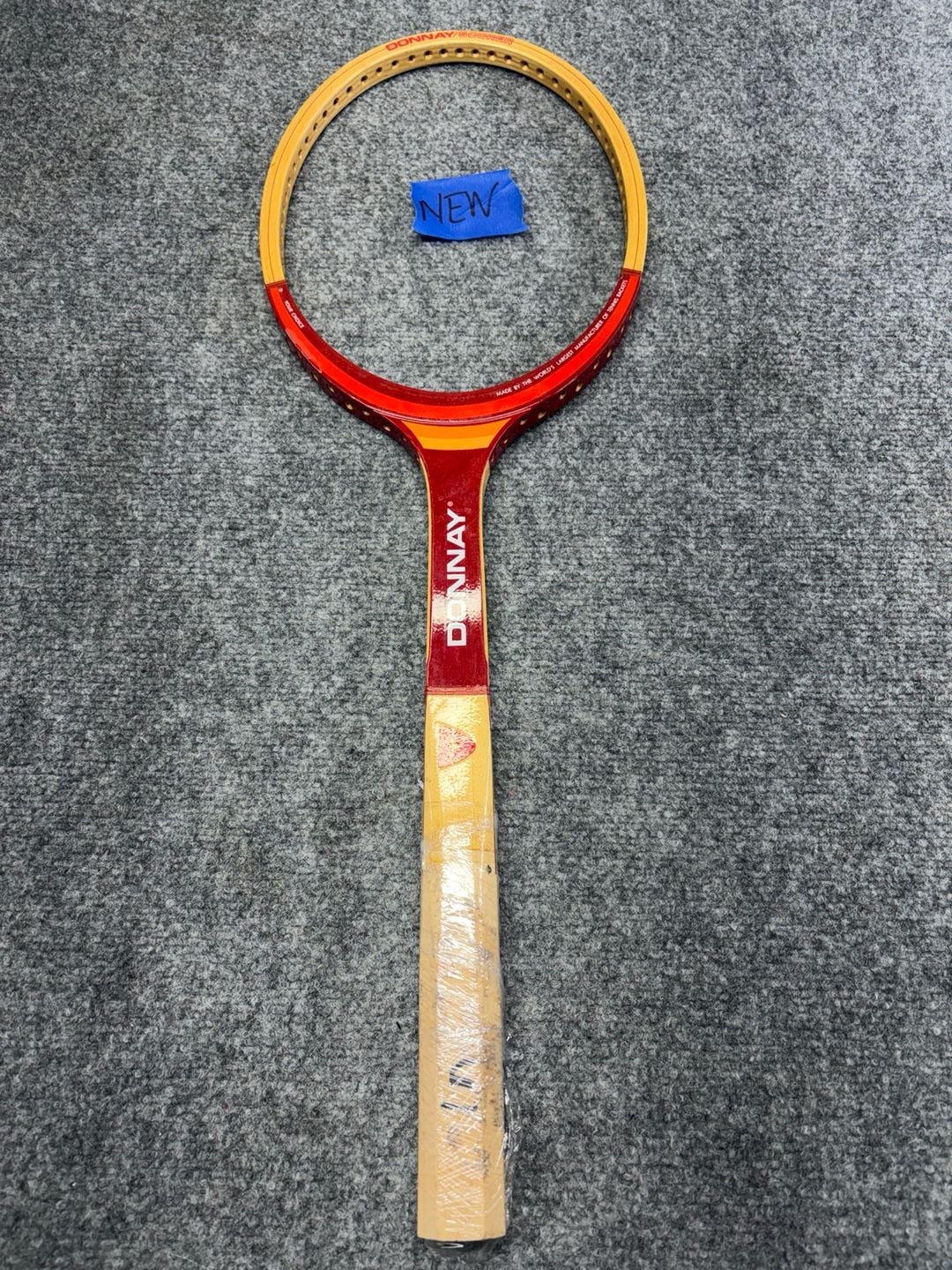Donnay Scorer Size L/Medium 5 Wooden Tennis Racquet new old stock,never played 1