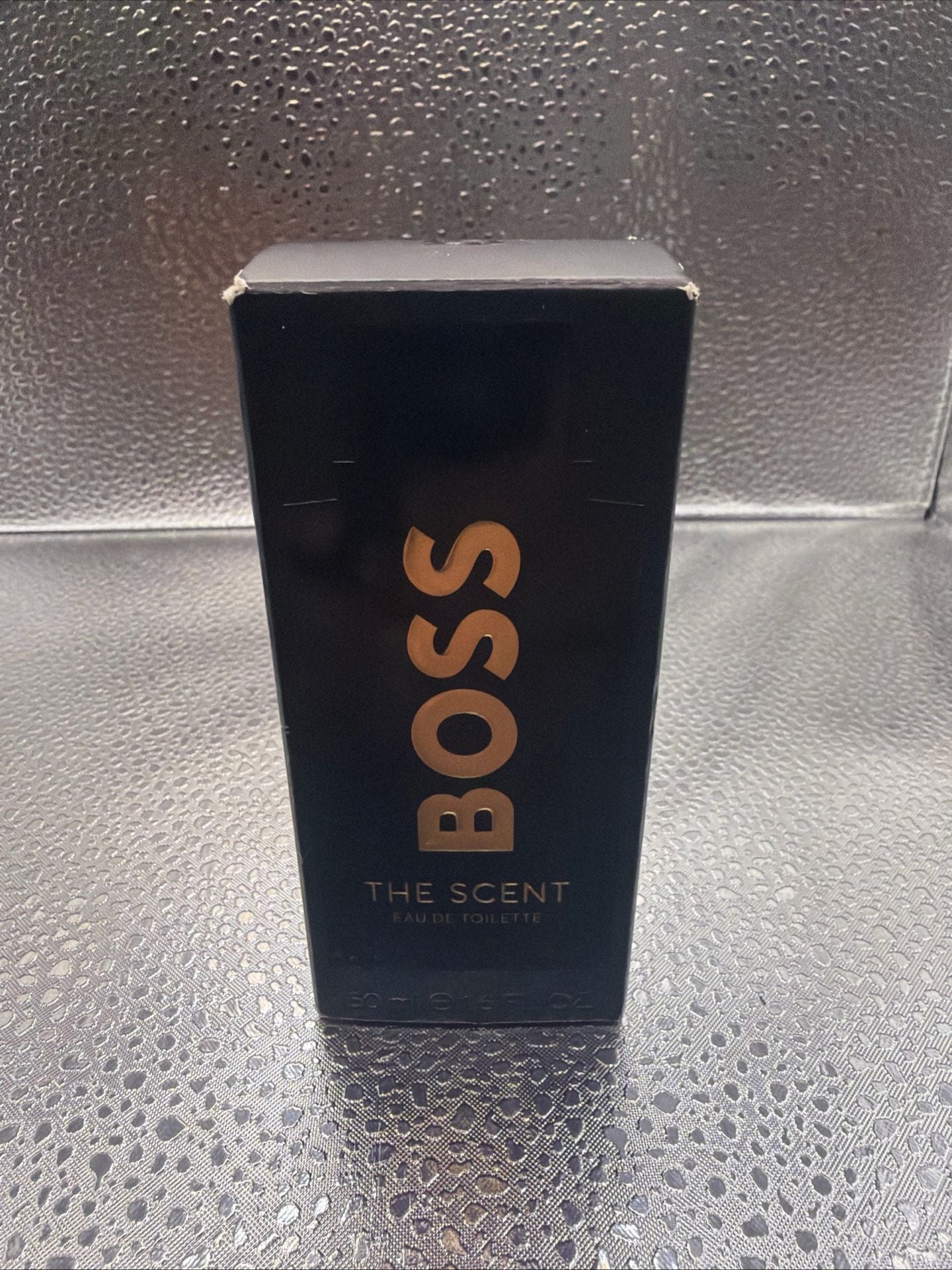 Hugo Boss The Scent Eau de Toilette 1.6 Fl Oz / 50ml 1