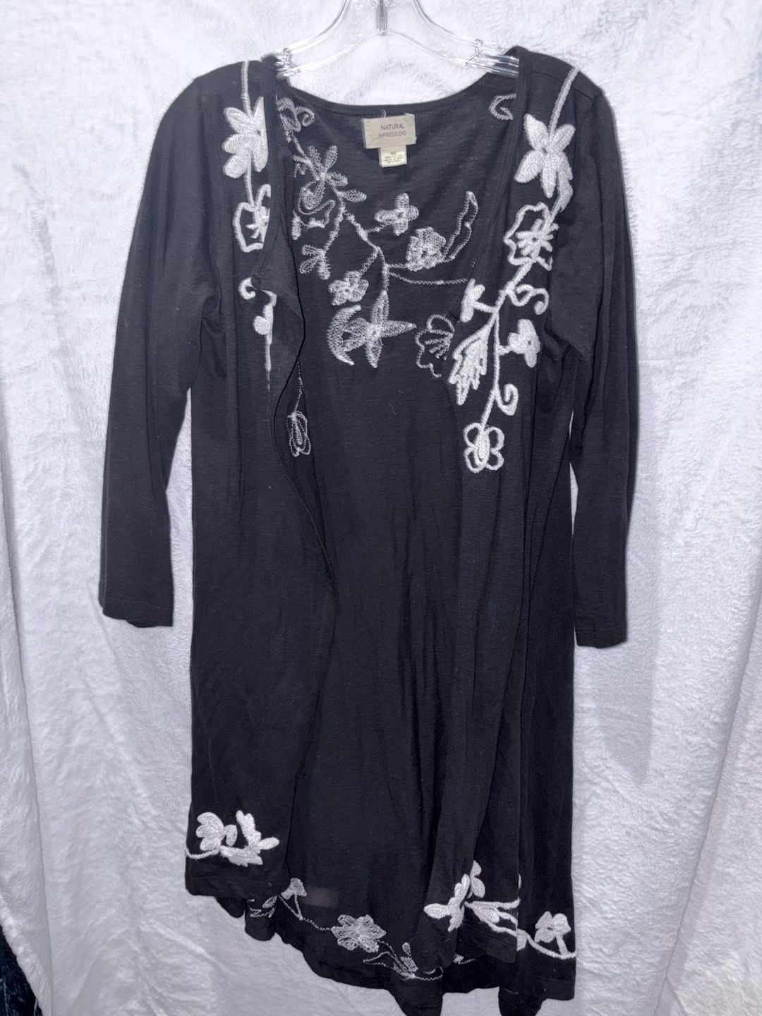Natural Impressions Open Front Cardigan Size M Black White Floral Embroidered 2
