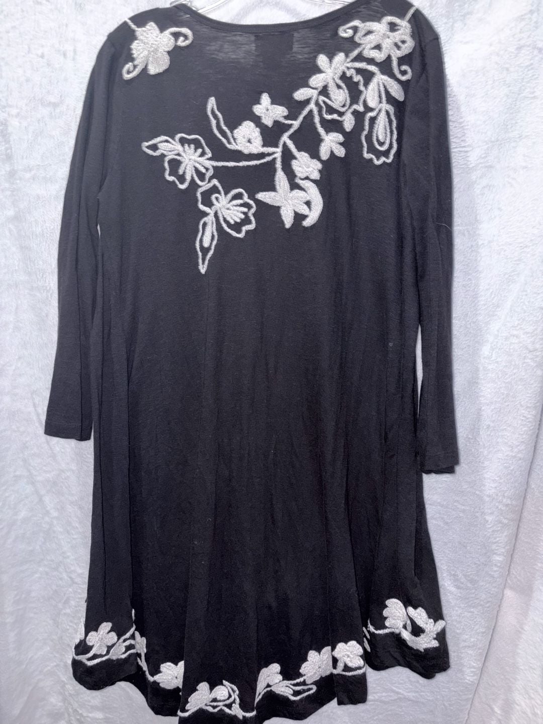 Natural Impressions Open Front Cardigan Size M Black White Floral Embroidered 3
