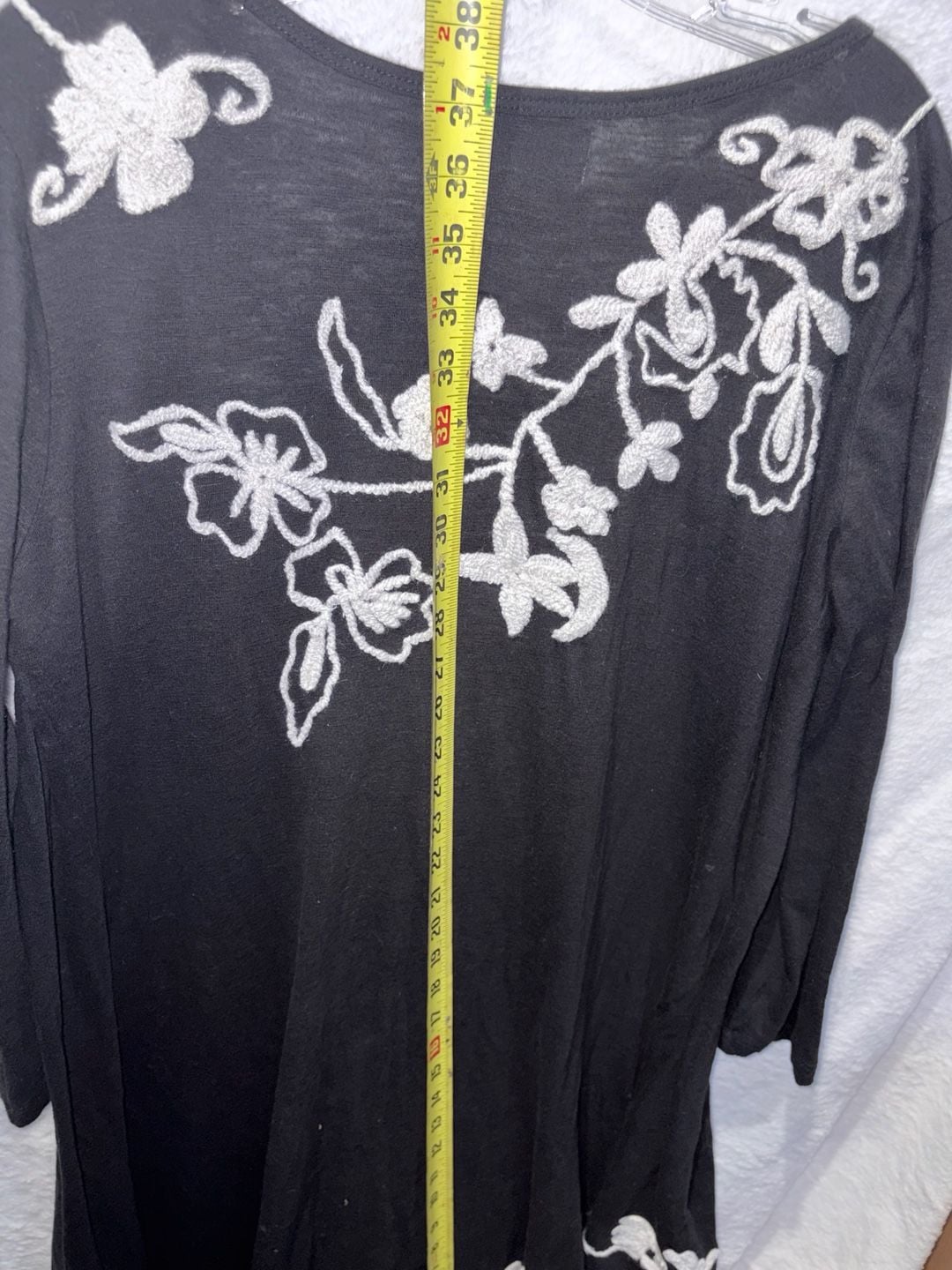 Natural Impressions Open Front Cardigan Size M Black White Floral Embroidered 6