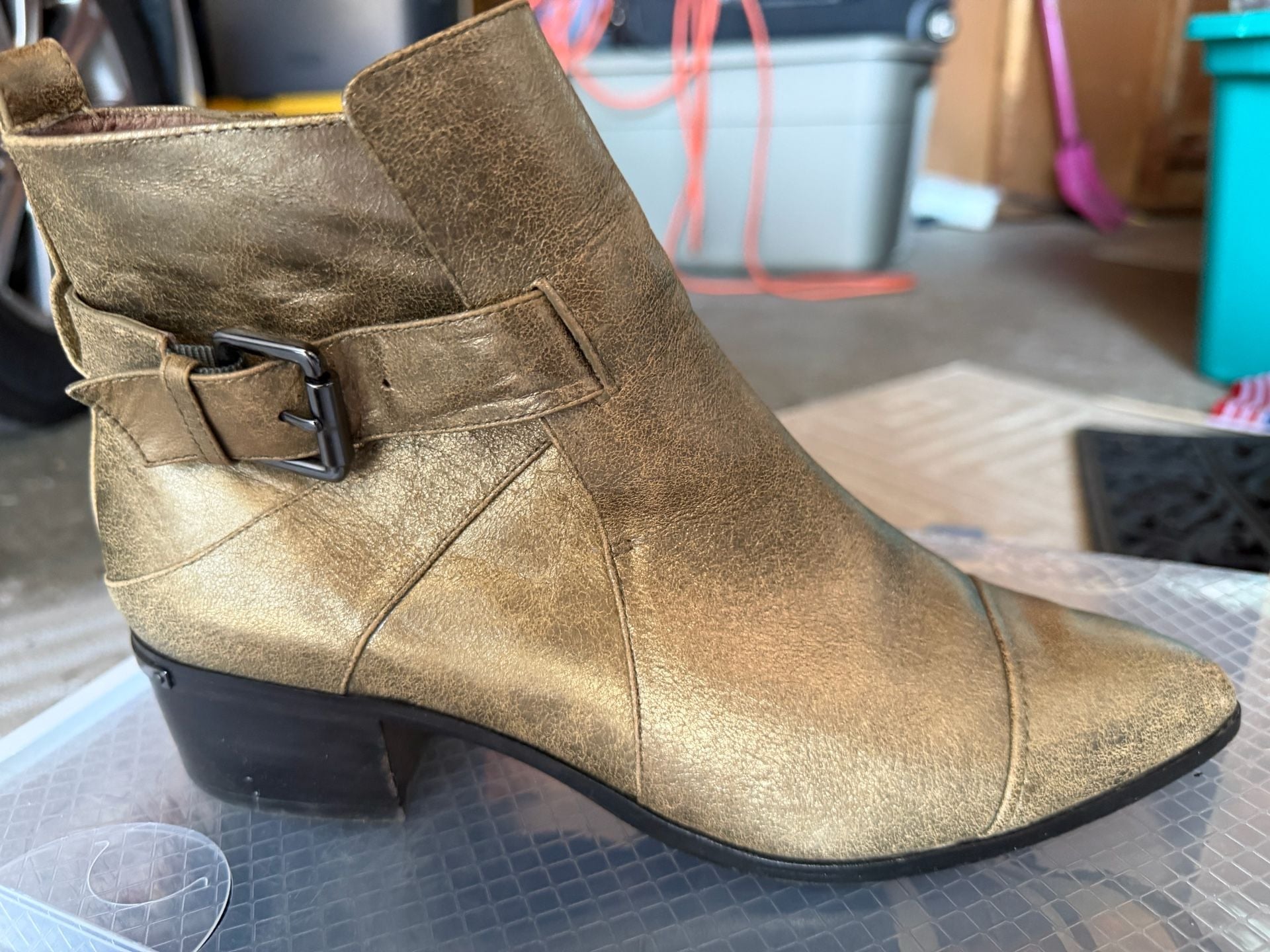 VINTAGE DONALD J PLINER Ankle Boots Size 8.5M Gold Leather Zip Block Heel 5