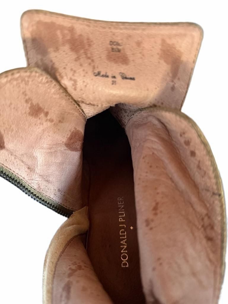 VINTAGE DONALD J PLINER Ankle Boots Size 8.5M Gold Leather Zip Block Heel 6