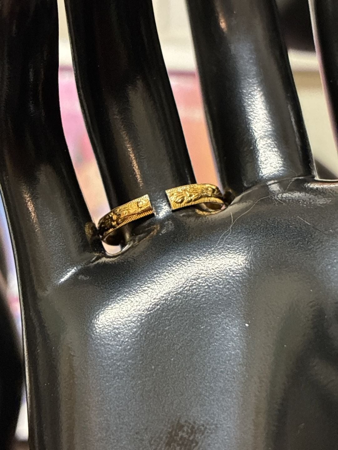 RARE! Vintage 1920s Art Deco Floral Milgrain Engraved 14K Gold Wedding Band 2