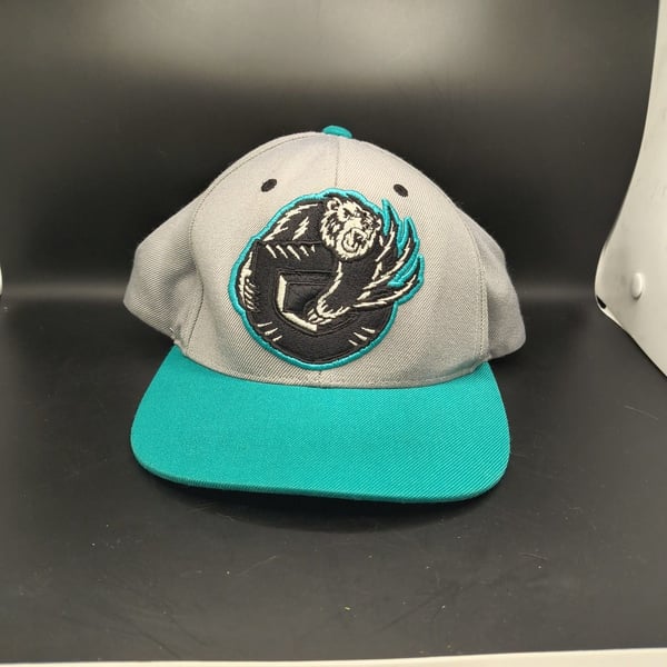 Mitchell & Ness Vancouver Grizzlies Hat Adjustable Snapback Grey Teal