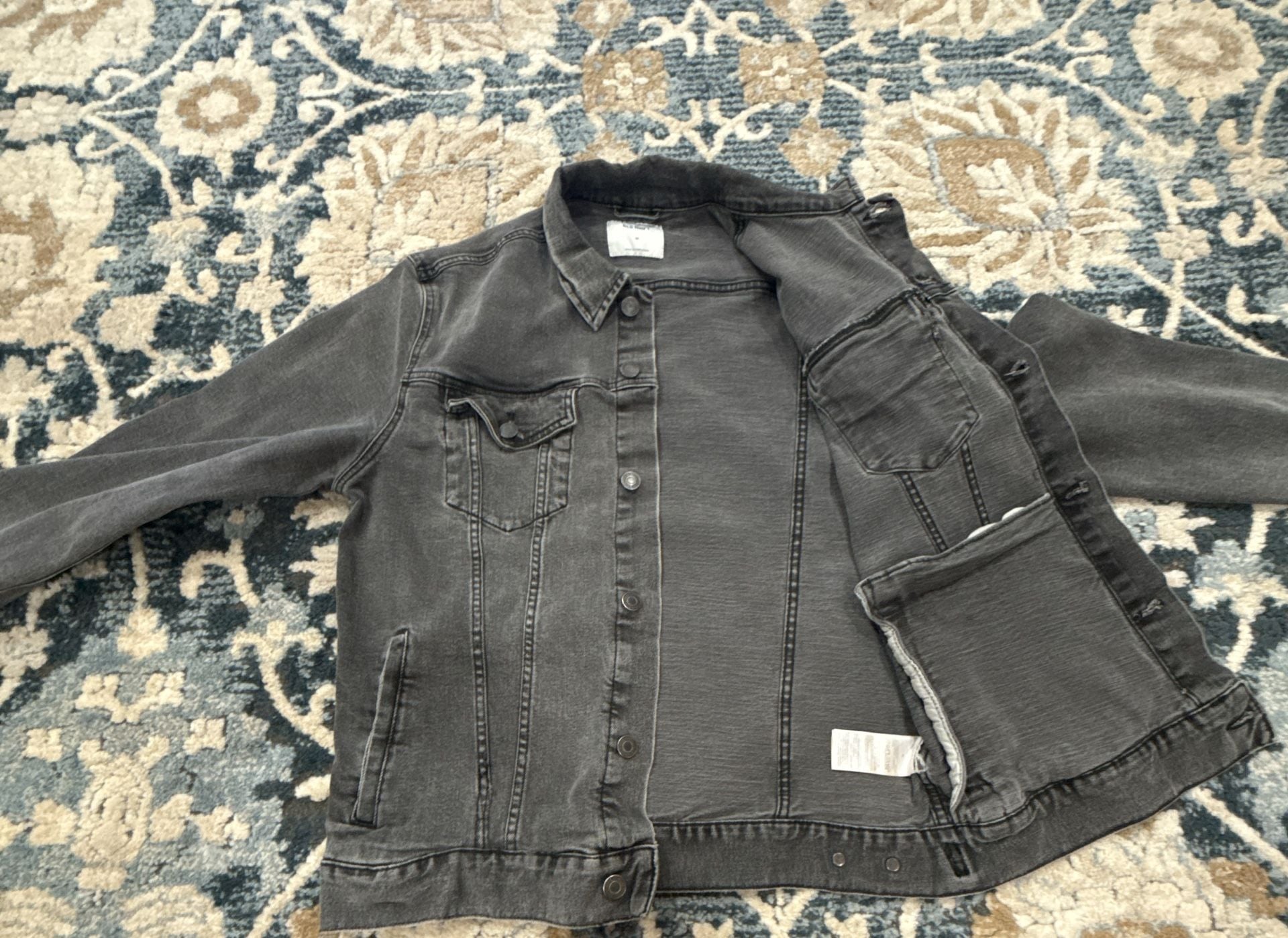 Old Navy Denim Jacket Size M Gray Washed Trucker 7