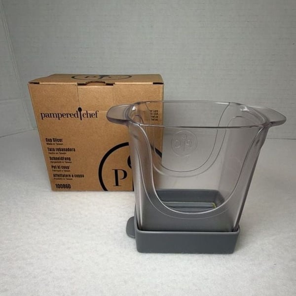 Pampered Chef Cup Slicer 100860