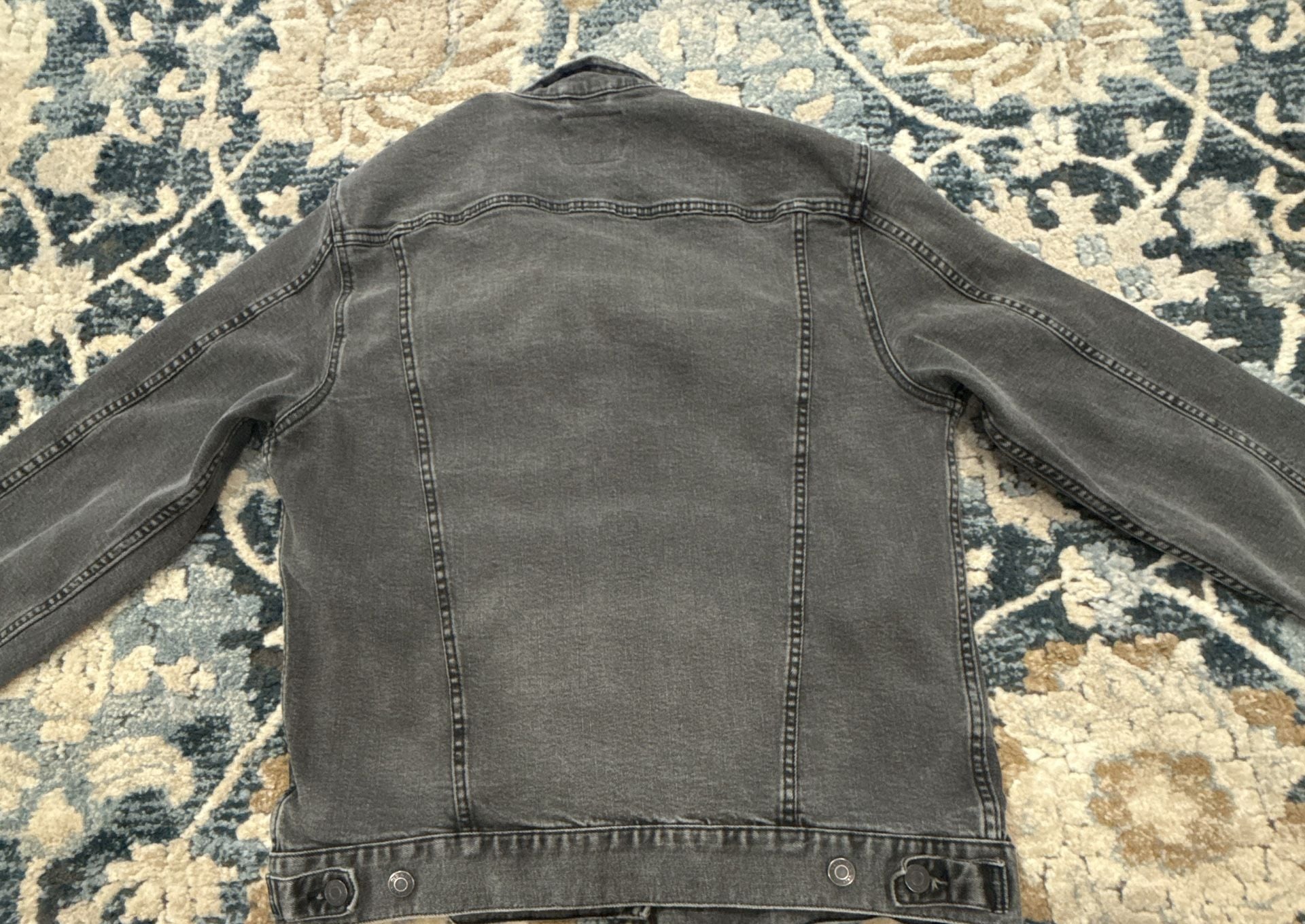 Old Navy Denim Jacket Size M Gray Washed Trucker 8