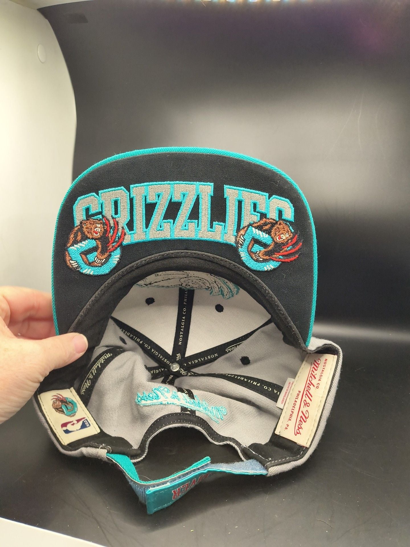 Mitchell & Ness Vancouver Grizzlies Hat Adjustable Snapback Grey Teal 4