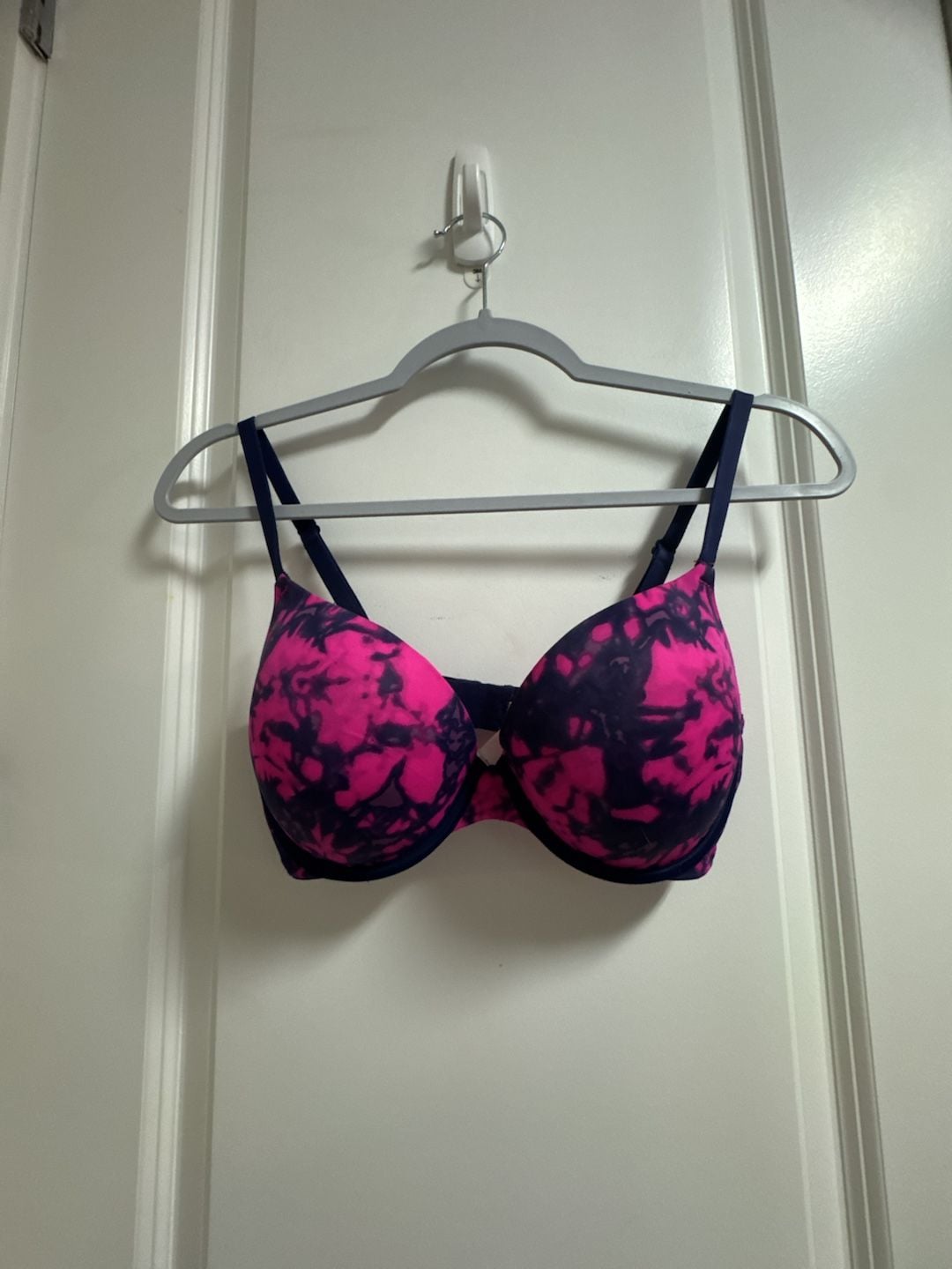 Victoria's Secret Pink Wear Everywhere Push Up Bra 34D Tie Dye 2