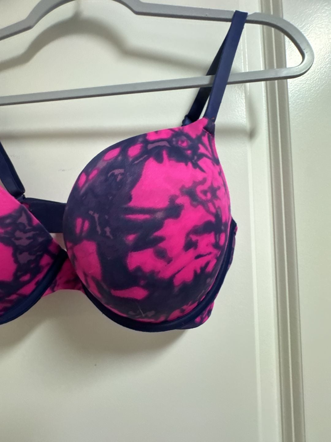 Victoria's Secret Pink Wear Everywhere Push Up Bra 34D Tie Dye 3