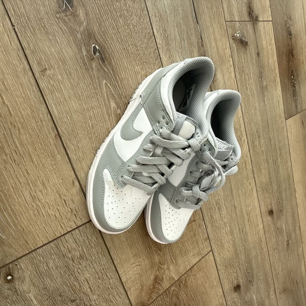 Nike Dunk Low Size 4.5Y Light Smoke Grey White