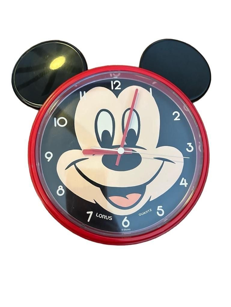 Lorus Disney Mickey Mouse Quartz Wall Clock 1